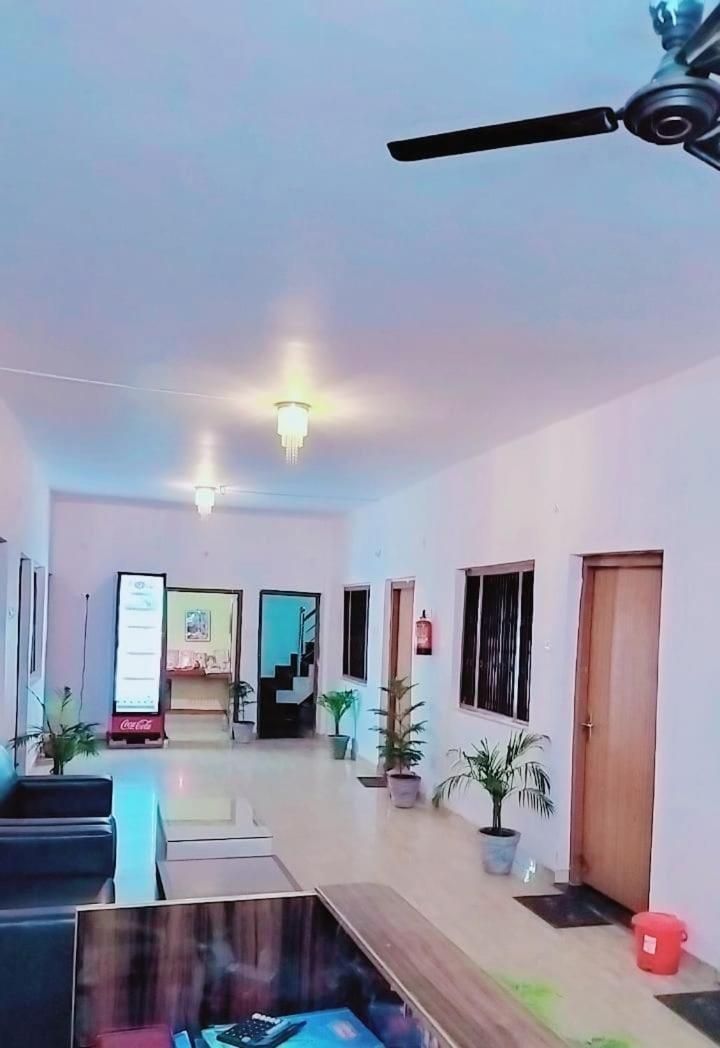 Premshi Guest House Ayodhya 外观 照片