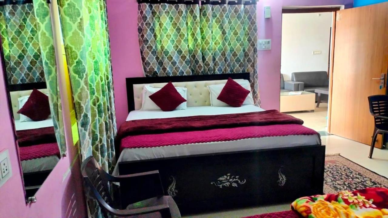Premshi Guest House Ayodhya 外观 照片